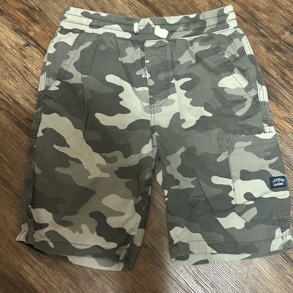 Boys Lucky Brand Black/Gray camo cargo shorts